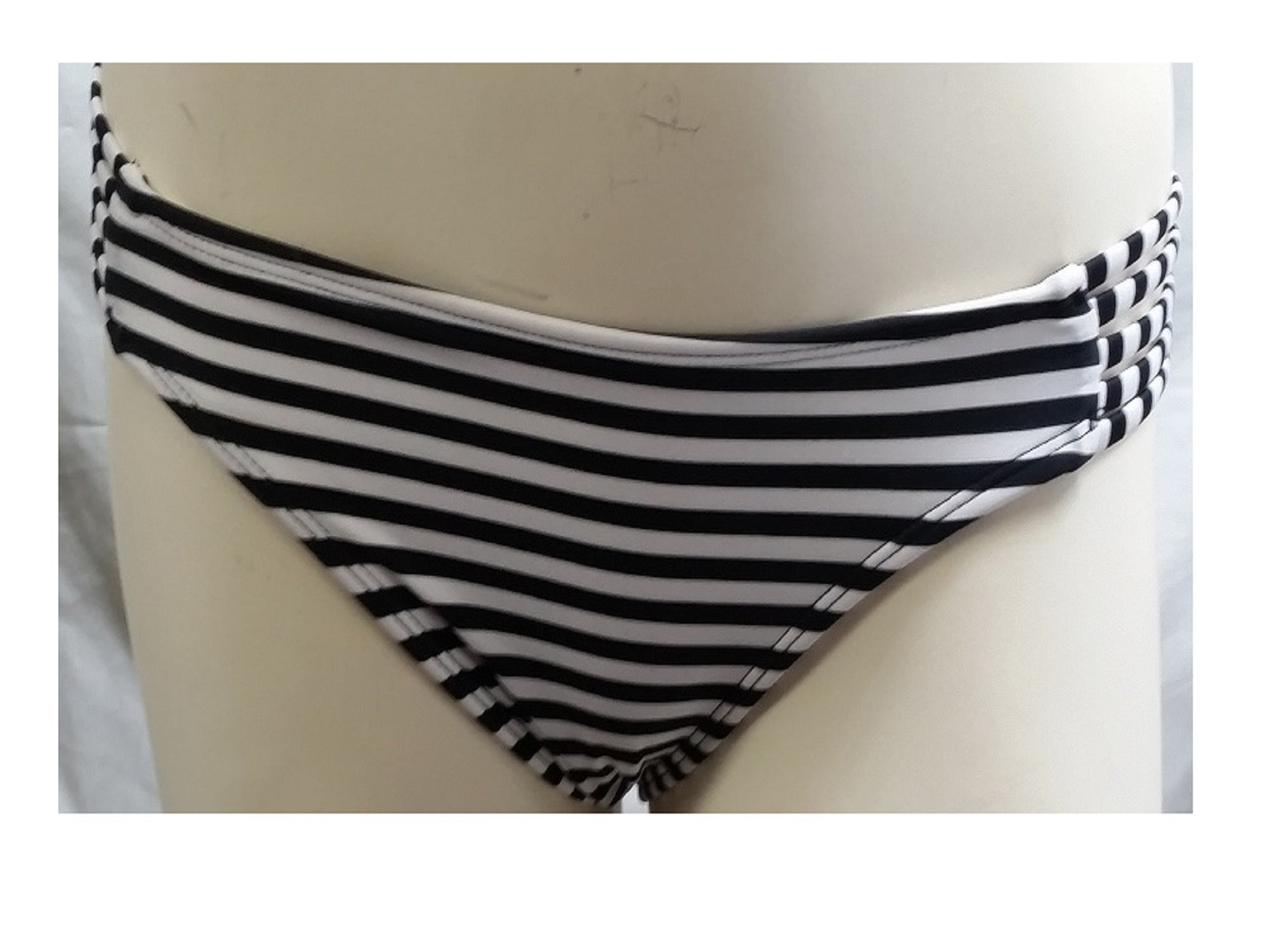 Xhilaration Women's Strappy Bikini Bottom, Black and White Stripe Medium